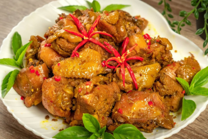 Gà kho sả ớt - Hương vị đậm đà của ẩm thực Việt